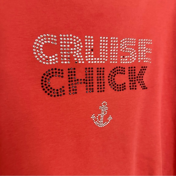 Cruise Chick pink short sleeve t-shirt with rhinestone logo - Picture 3 of 5